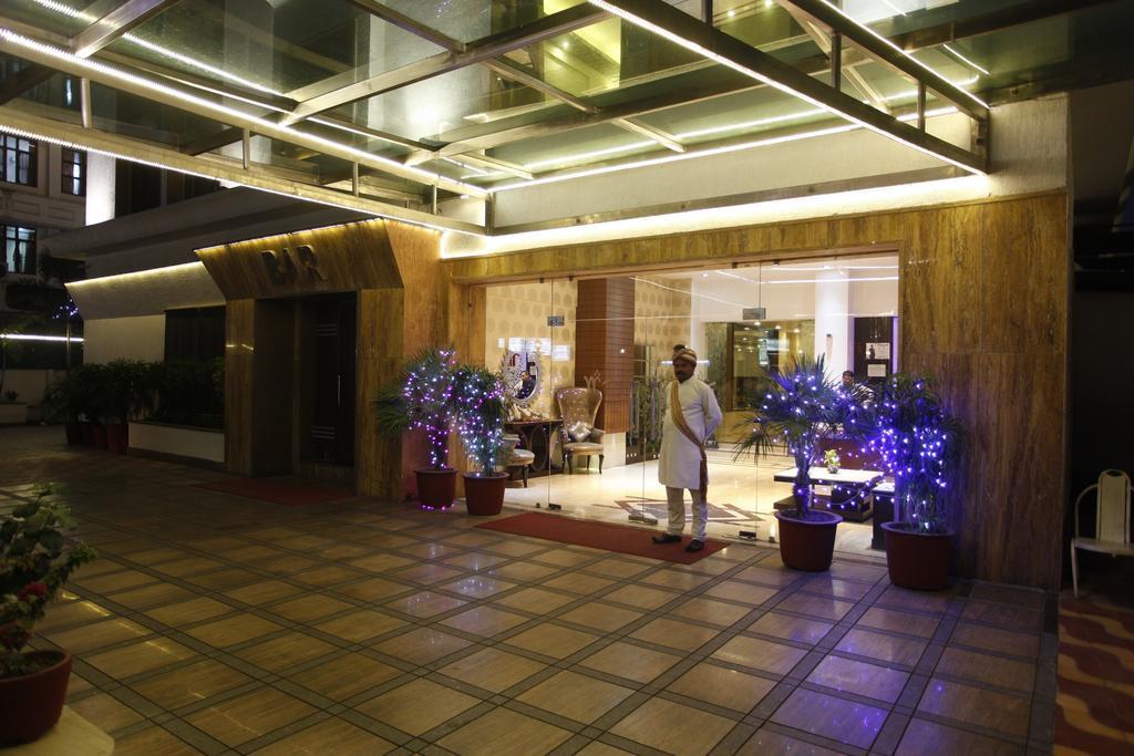 Hotel M J Residency Dehradun Zewnętrze zdjęcie